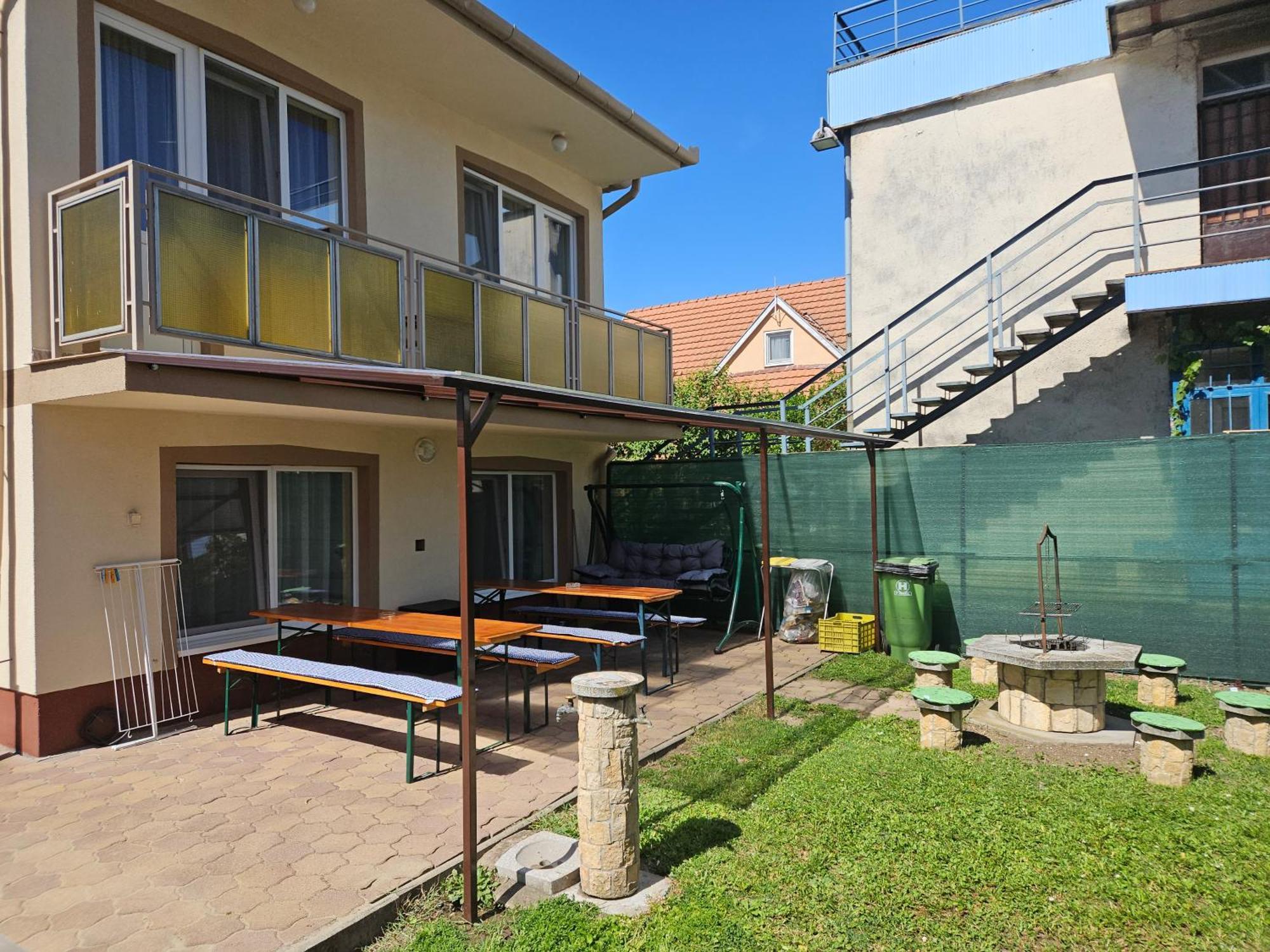 Ada 2 Apartmanhaz Hajdúszoboszló 外观 照片