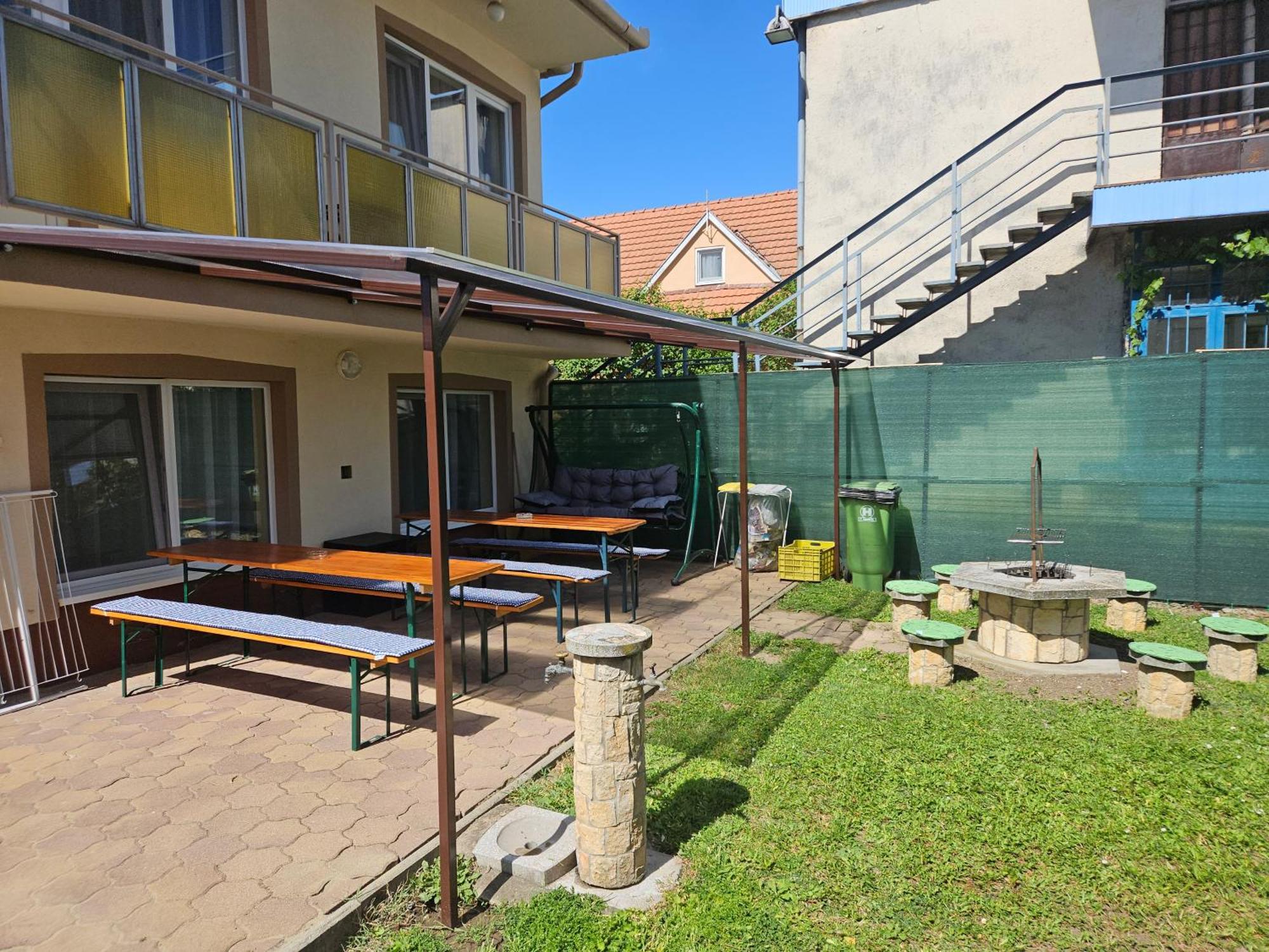 Ada 2 Apartmanhaz Hajdúszoboszló 外观 照片