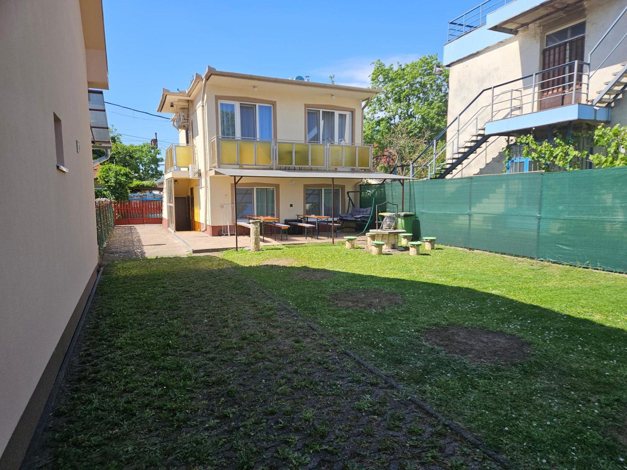 Ada 2 Apartmanhaz Hajdúszoboszló 外观 照片
